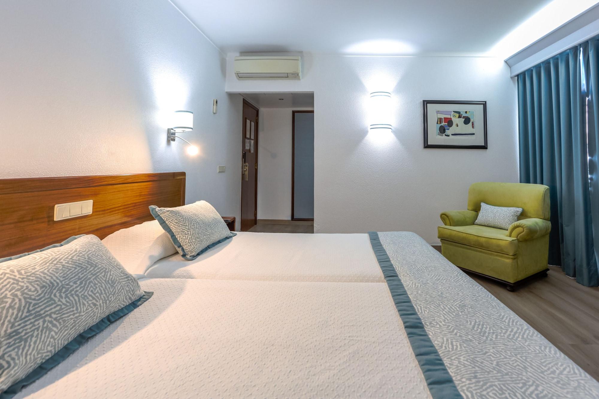 Hotel Arangues Setubal Exterior photo